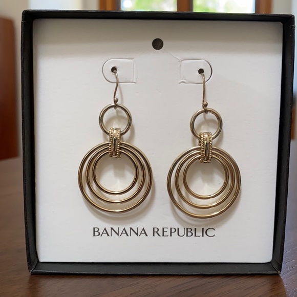 Banana Republic Triple Hoop Gold Earrings - Picture 2 of 3